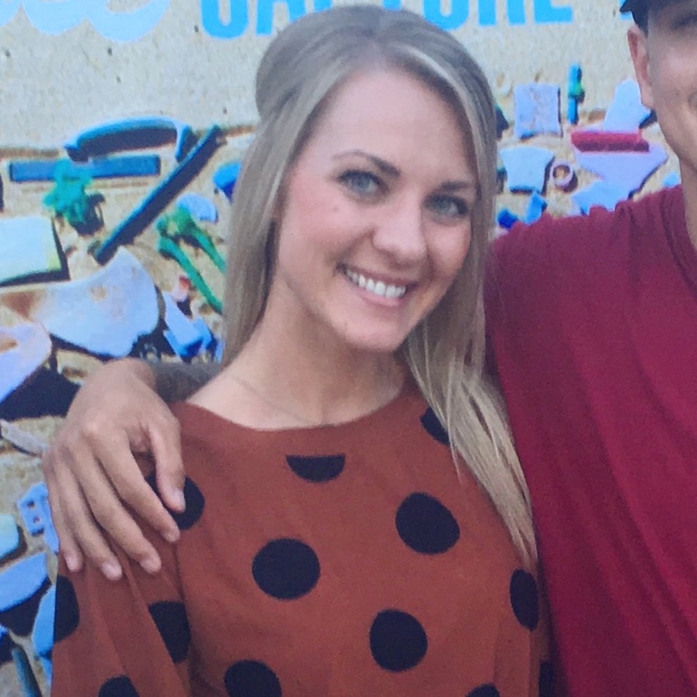 Meet your Posher, Danielle